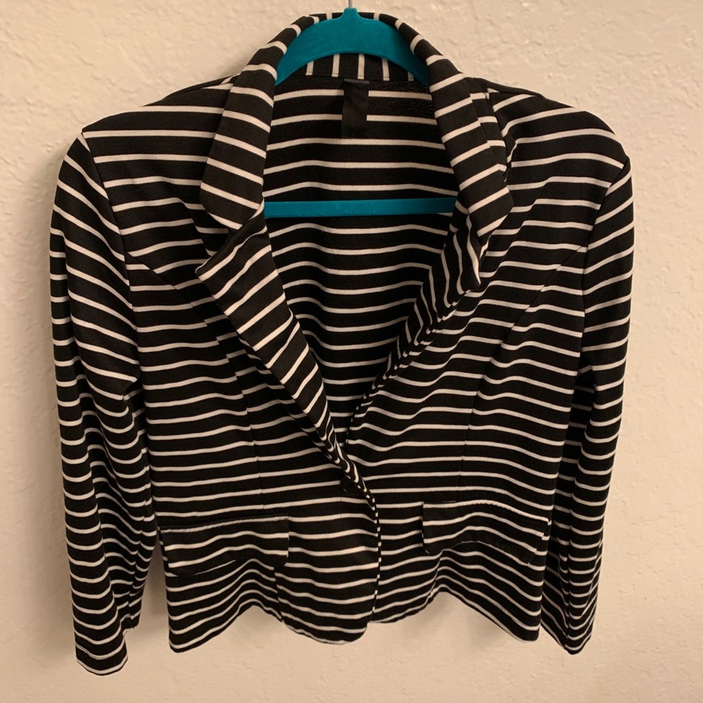 Large black and white stripped blazer